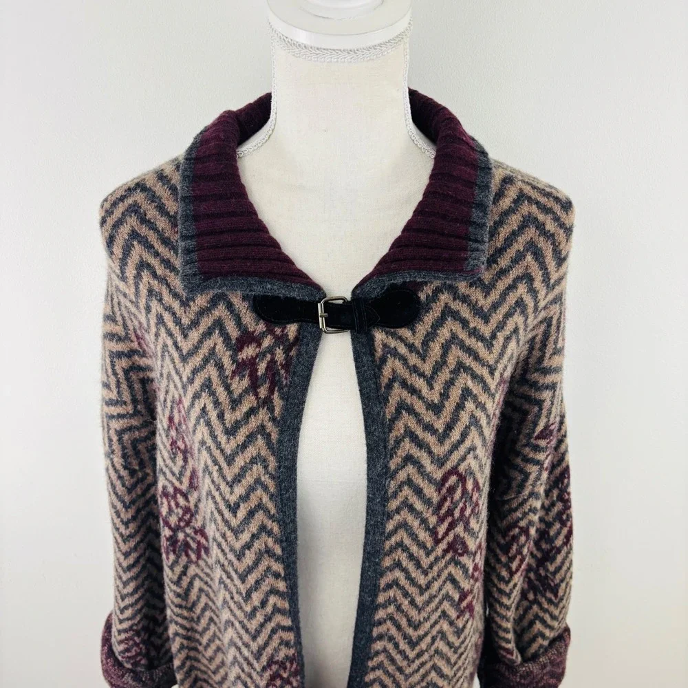A Ida Italy Made Floral Wool Luxury Long Chevron Cardigan Burgundy Buckle Neck